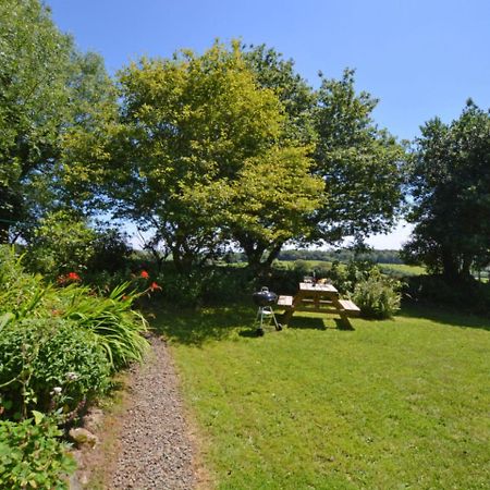 Holiday Home Jerky Saltash Exterior photo